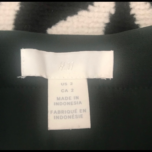 H&M High Waisted Paper Bag Waist Green Pants Sz 2 - Picture 9 of 11